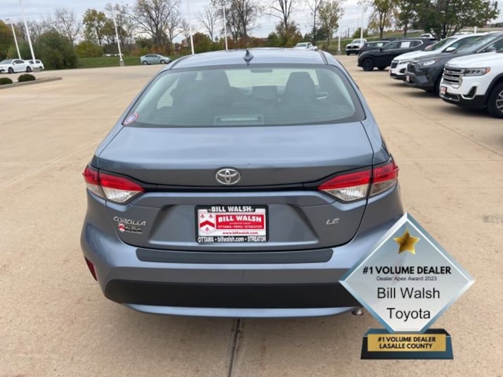 Used 2022 Toyota Corolla LE Sedan