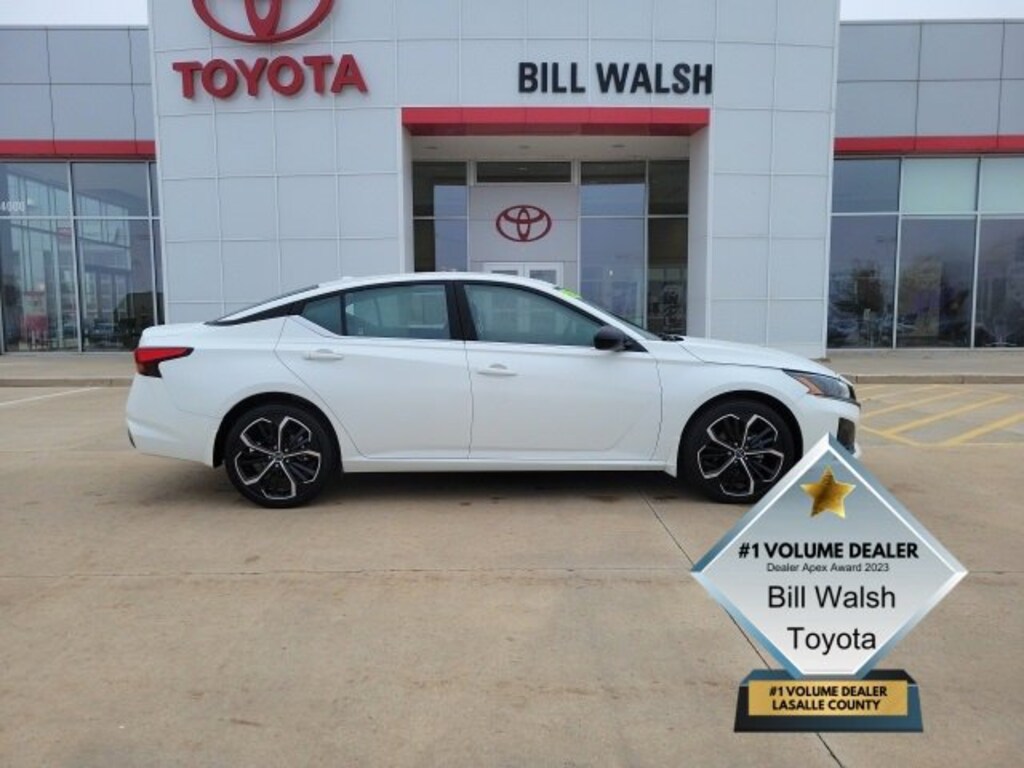 Used 2024 Nissan Altima 2.5 SR Sedan