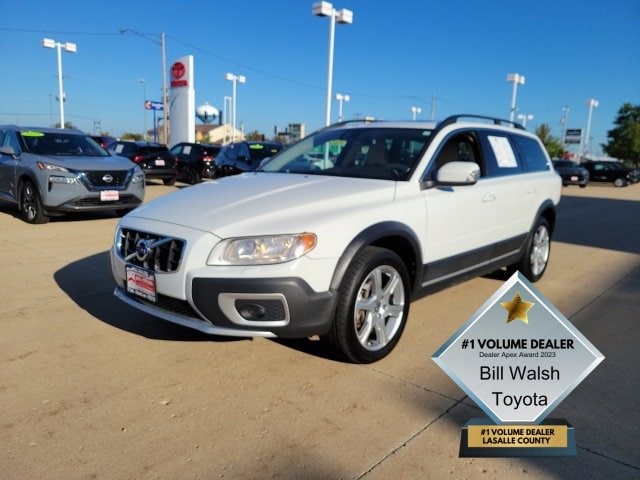 Used 2013 Volvo XC70 T6 with VIN YV4902BZ7D1162364 for sale in Ottawa, IL