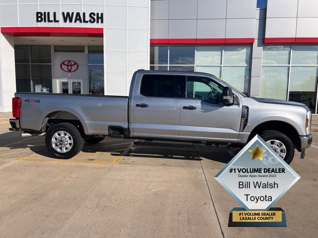 2024 Ford F-250 XLT photo 2