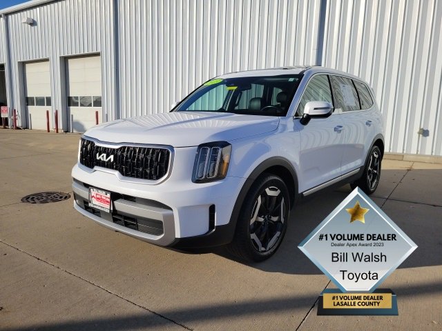 2023 Kia Telluride EX photo 2