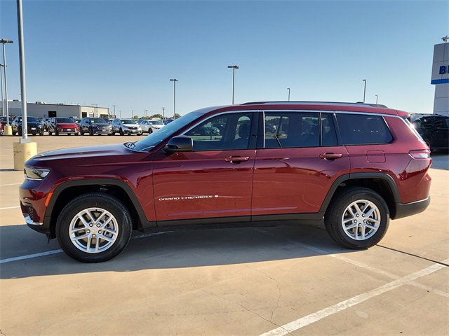 Used 2022 Jeep Grand Cherokee L Laredo with VIN 1C4RJKAGXN8591555 for sale in Plainview, TX