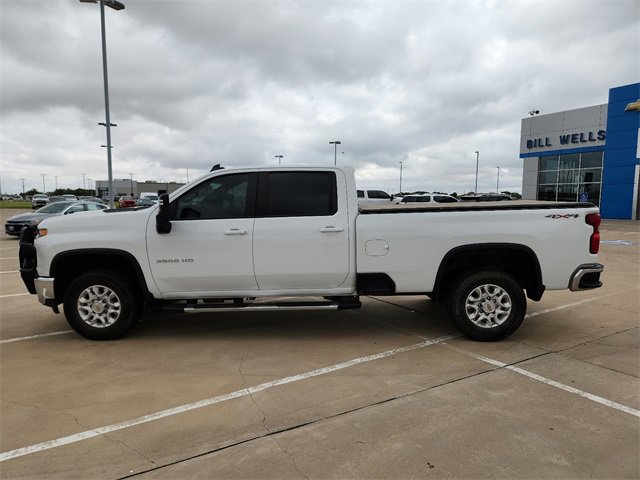 Used 2022 Chevrolet Silverado 3500HD LT with VIN 1GC4YTE77NF176680 for sale in Plainview, TX