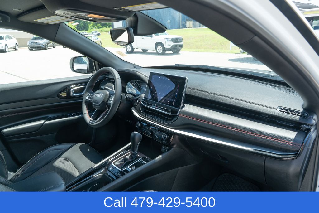 2025 Jeep Compass Trailhawk - Photo 40
