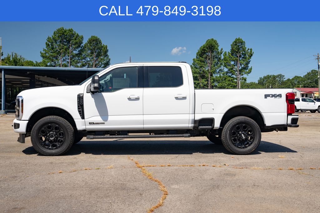 2025 Ford F-250 photo 2