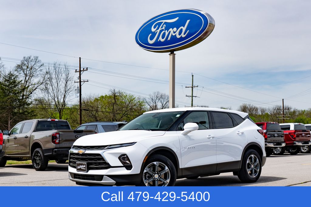 2025 Chevrolet Blazer 2.0T 2LT AWD's photo