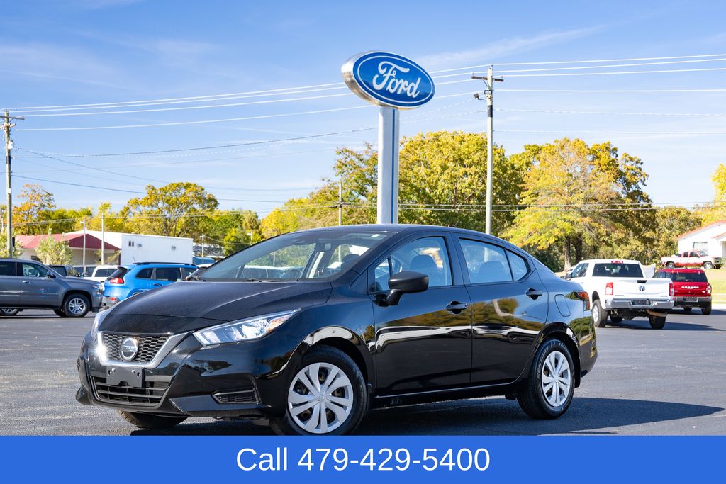2022 Nissan Versa Sedan S