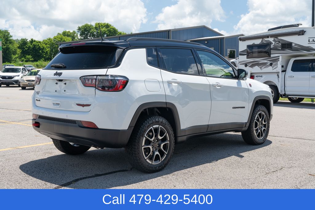 2025 Jeep Compass Trailhawk - Photo 6