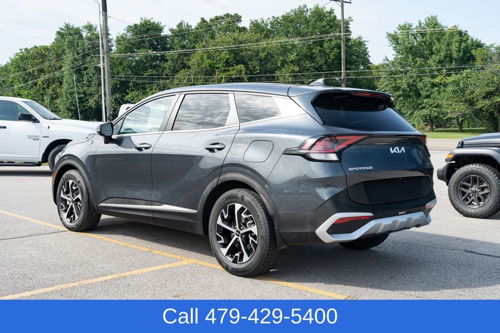 Used 2024 Kia Sportage EX SUV