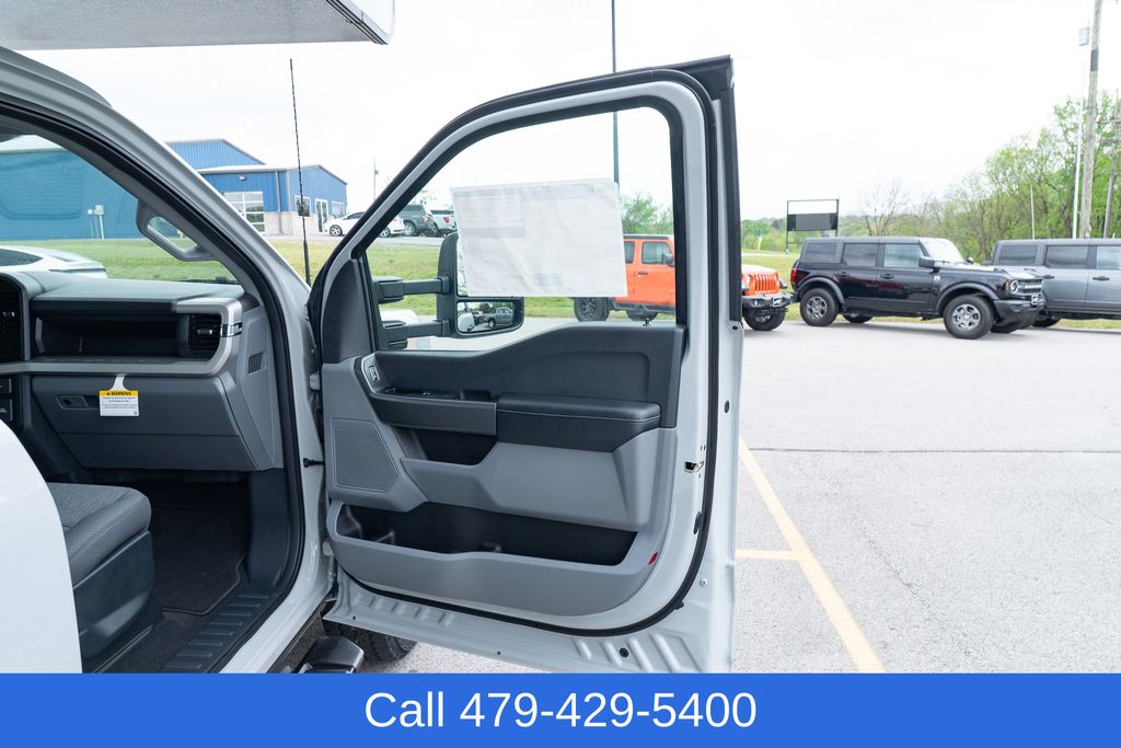 2026 Ford F-350 Super Duty XL - Photo 16