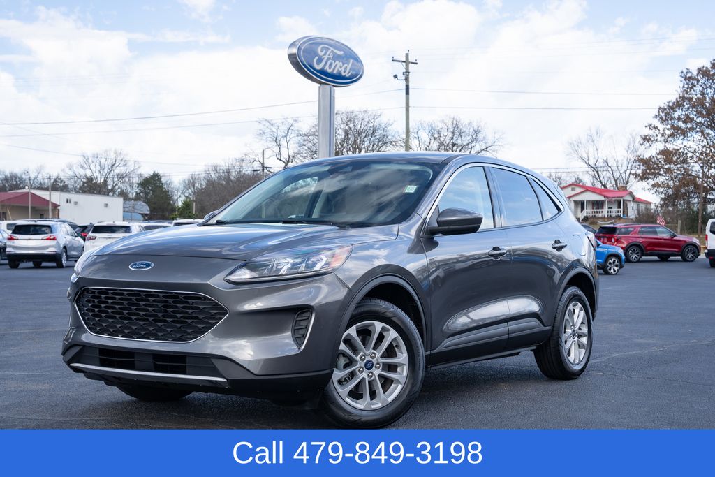 Used 2021 Ford Escape SE with VIN 1FMCU9G69MUA39809 for sale in Booneville, AR