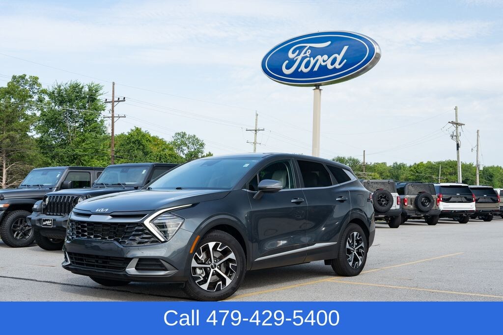 Used 2024 Kia Sportage EX SUV