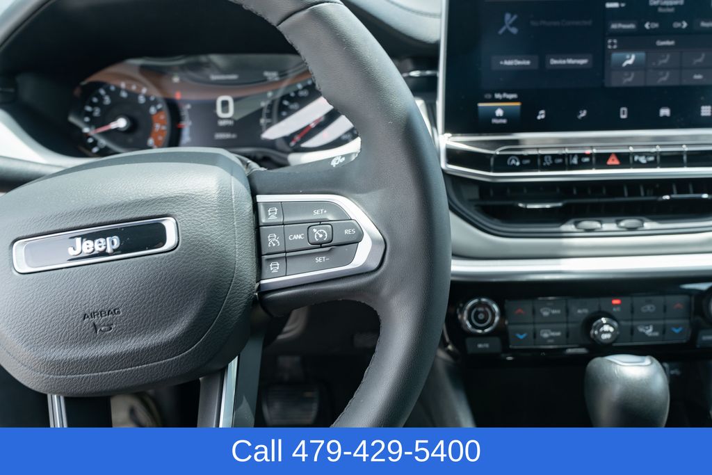 2025 Jeep Compass Limited - Photo 23