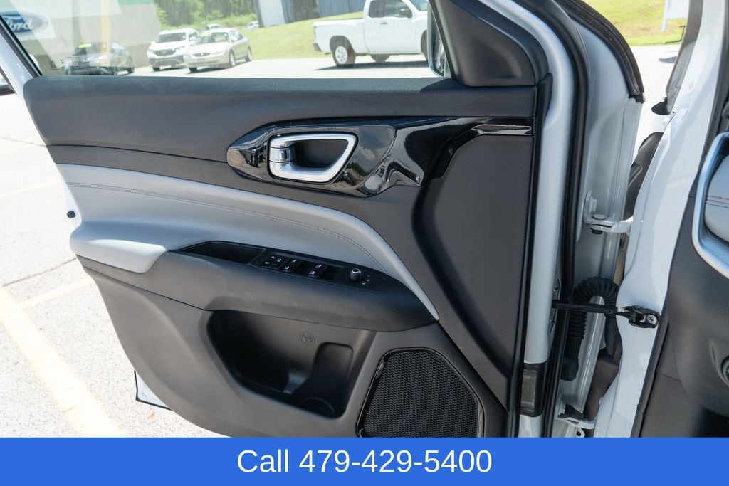2025 Jeep Compass Limited - Photo 27