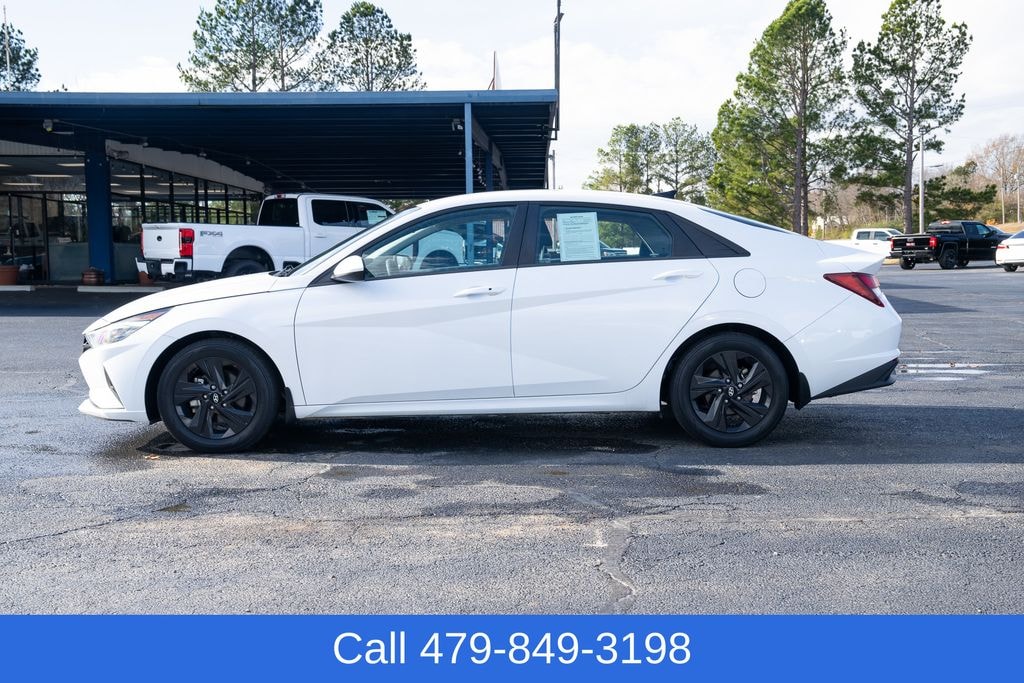 Used 2022 Hyundai Elantra SEL Sedan