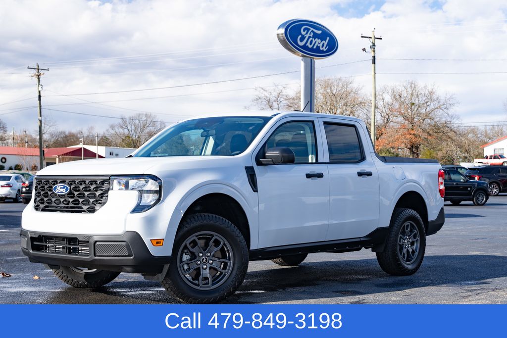 2025 Ford Maverick XL's photo