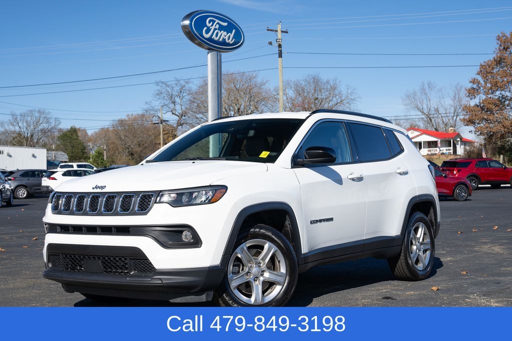 Used 2024 Jeep Compass Latitude SUV