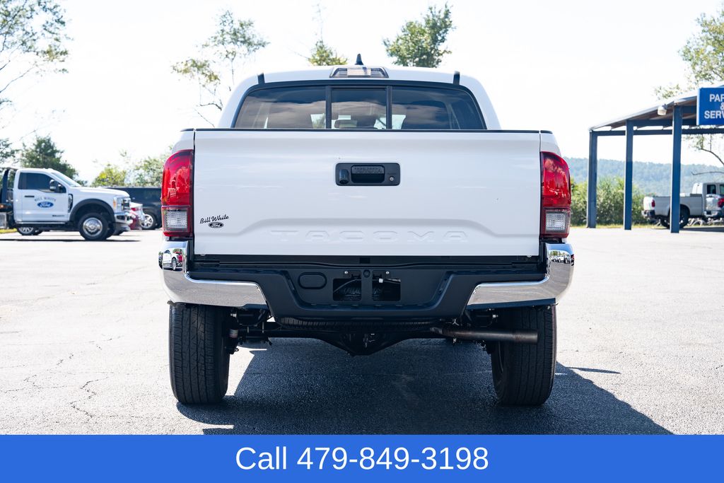 2023 Toyota Tacoma SR5 photo 3