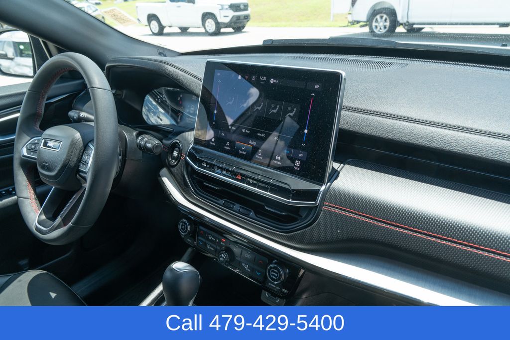 2025 Jeep Compass Trailhawk - Photo 42