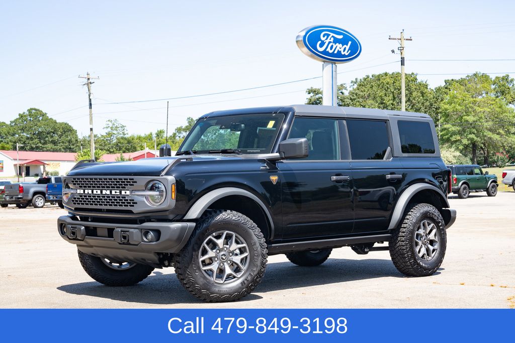 2025 Ford Bronco SUV 