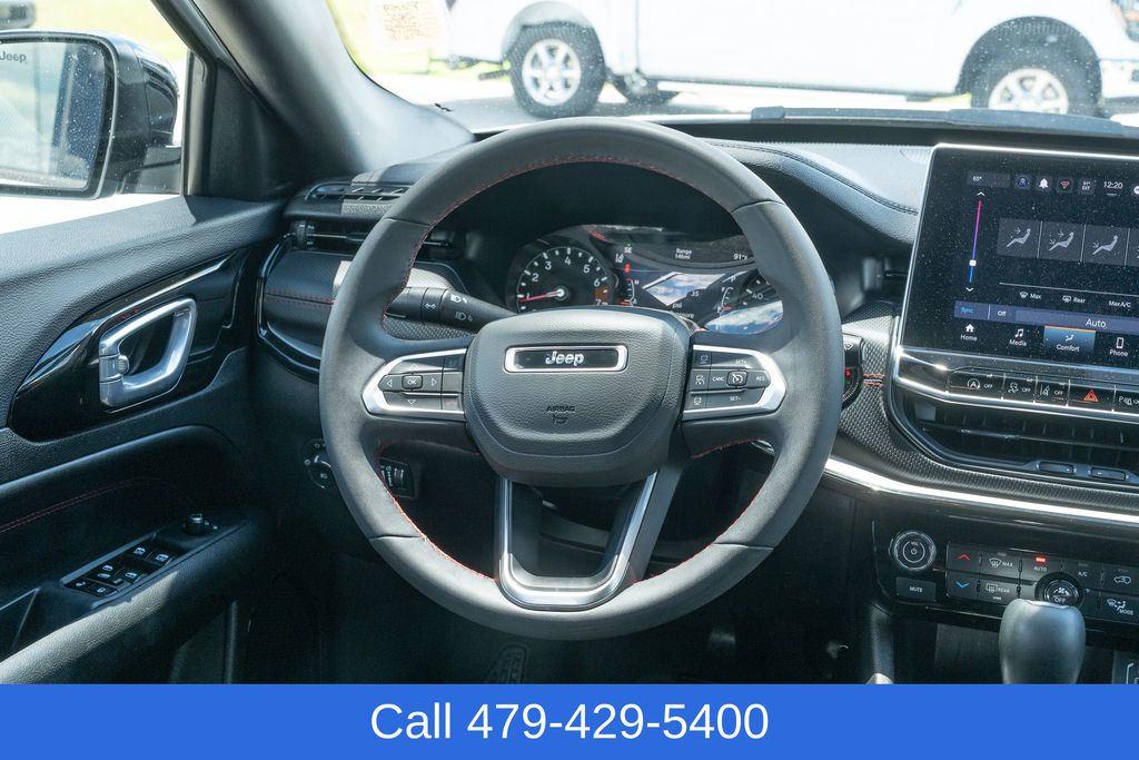 2025 Jeep Compass Trailhawk - Photo 32