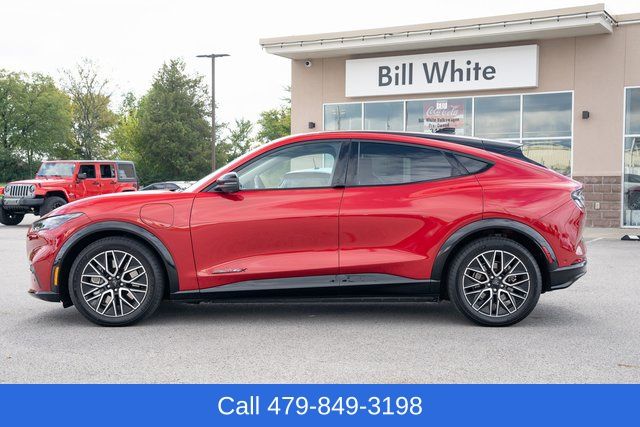 2024 Ford Mustang Mach-E Premium photo 2