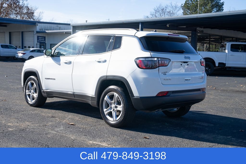 Used 2024 Jeep Compass Latitude SUV