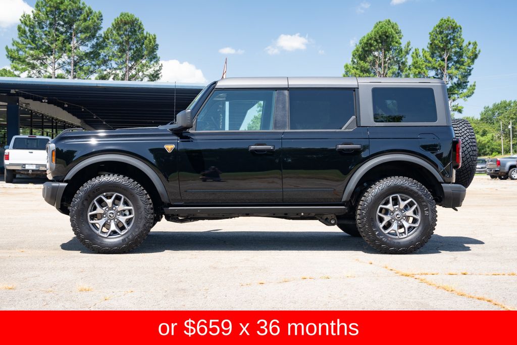 2025 Ford Bronco Badlands photo 3