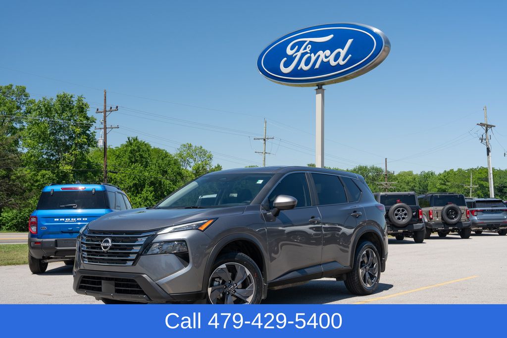 2025 Nissan Rogue SV FWD's photo