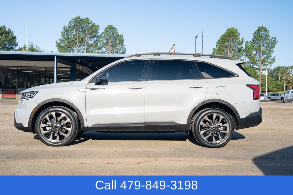 2022 Kia Sorento X-Line SX Prestige photo 3