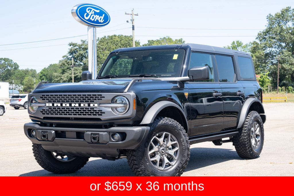 2025 Ford Bronco Badlands photo 2