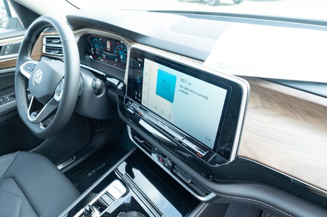 2026 Volkswagen Atlas SE w/Tech - Photo 42