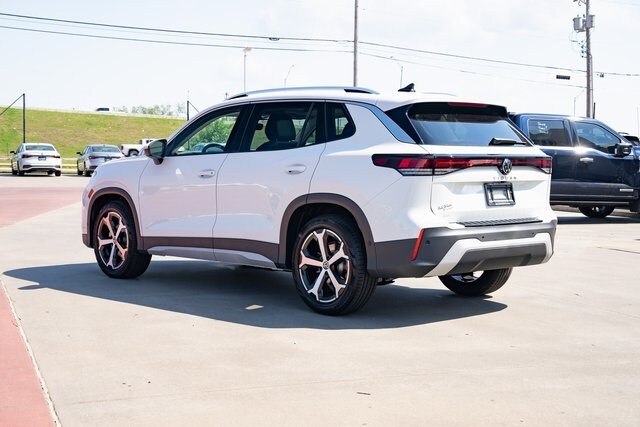 2025 Volkswagen Tiguan SE photo 4