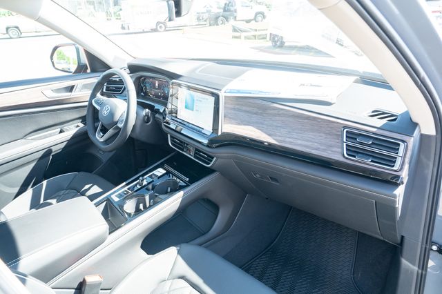 2026 Volkswagen Atlas SEL Premium R-Line - Photo 41
