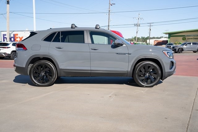 2026 Volkswagen Atlas Cross Sport SE w/Tech - Photo 7