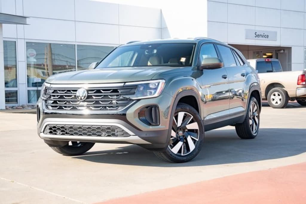 New 2026 Volkswagen Atlas Cross Sport 2.0T SE w/Technology SUV