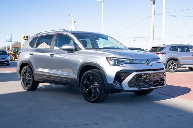2026 Volkswagen Taos SEL - Photo 8