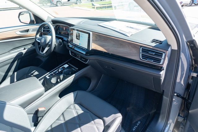 2026 Volkswagen Atlas SE w/Tech - Photo 41