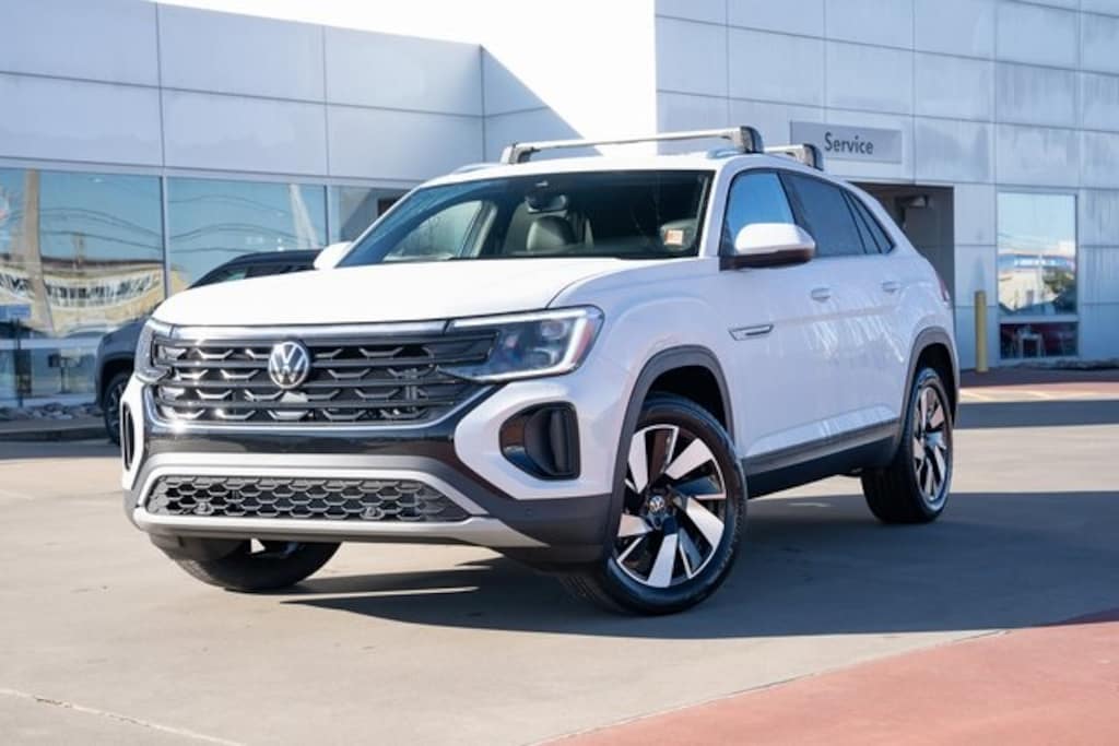 New 2026 Volkswagen Atlas Cross Sport 2.0T SE w/Technology SUV