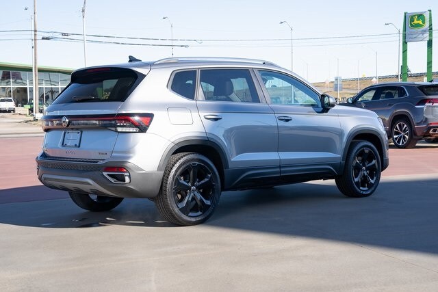 2026 Volkswagen Taos SEL - Photo 6