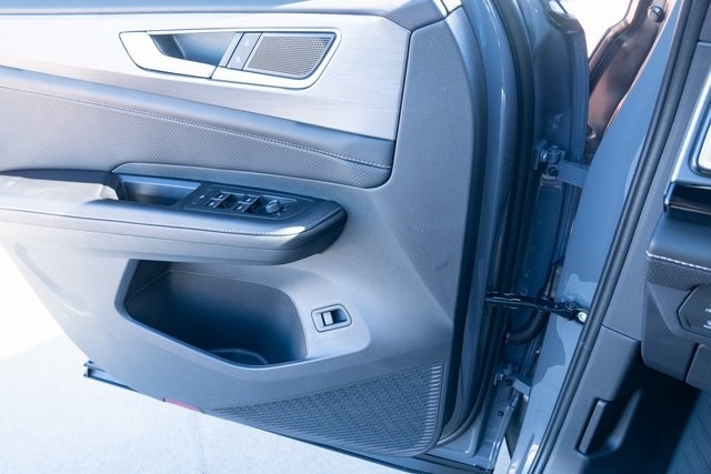 2026 Volkswagen Atlas Cross Sport SE w/Tech - Photo 24