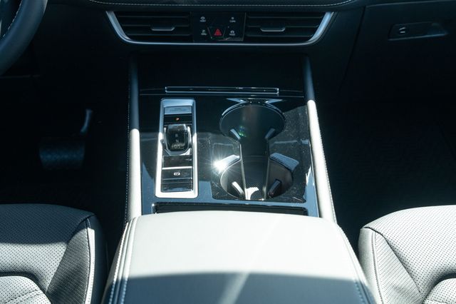 2026 Volkswagen Atlas SE w/Tech - Photo 34