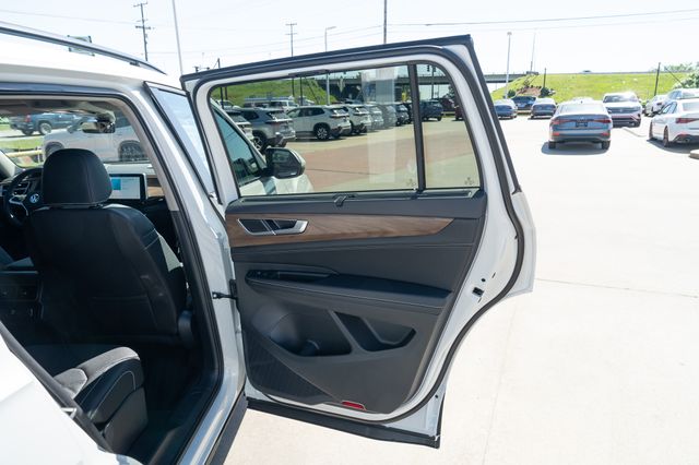 2026 Volkswagen Atlas SE w/Tech - Photo 16