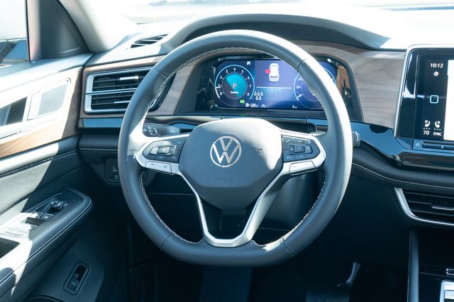 2026 Volkswagen Atlas SE w/Tech - Photo 33