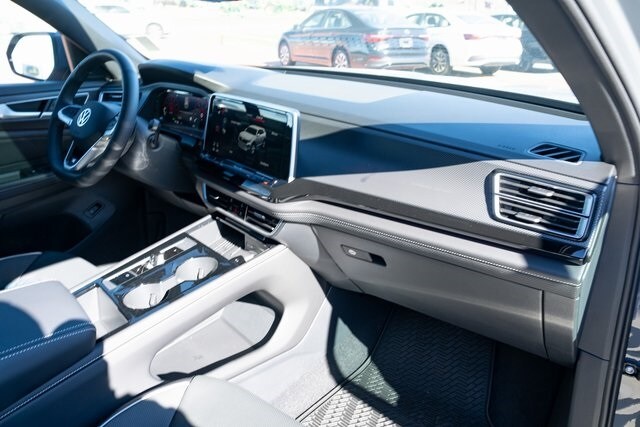 2026 Volkswagen Atlas Cross Sport SEL Premium R-LINE - Photo 39