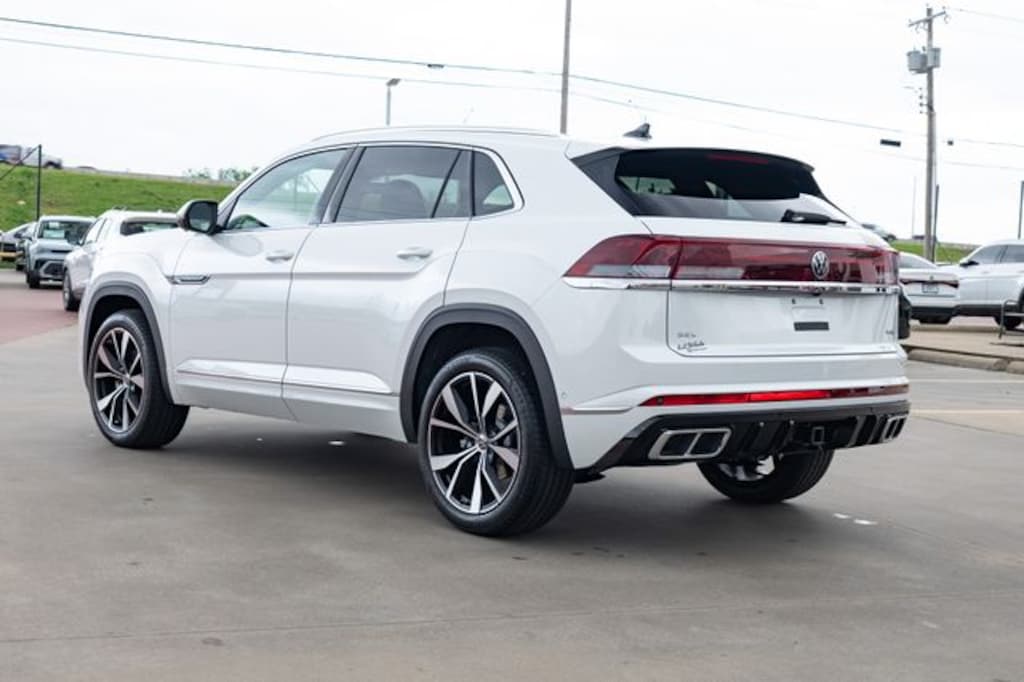 New 2026 Volkswagen Atlas Cross Sport 2.0T SEL Premium R-Line SUV
