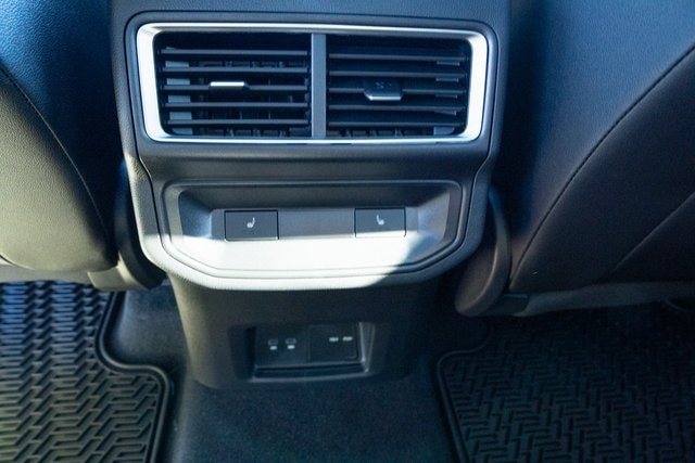 2026 Volkswagen Atlas Cross Sport SEL Premium R-LINE - Photo 33