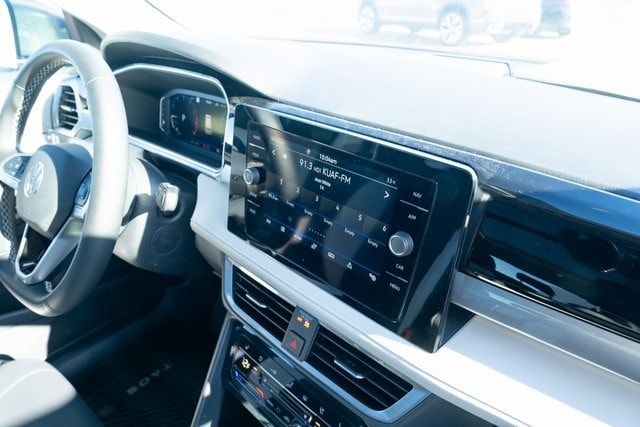 2026 Volkswagen Taos SEL - Photo 40