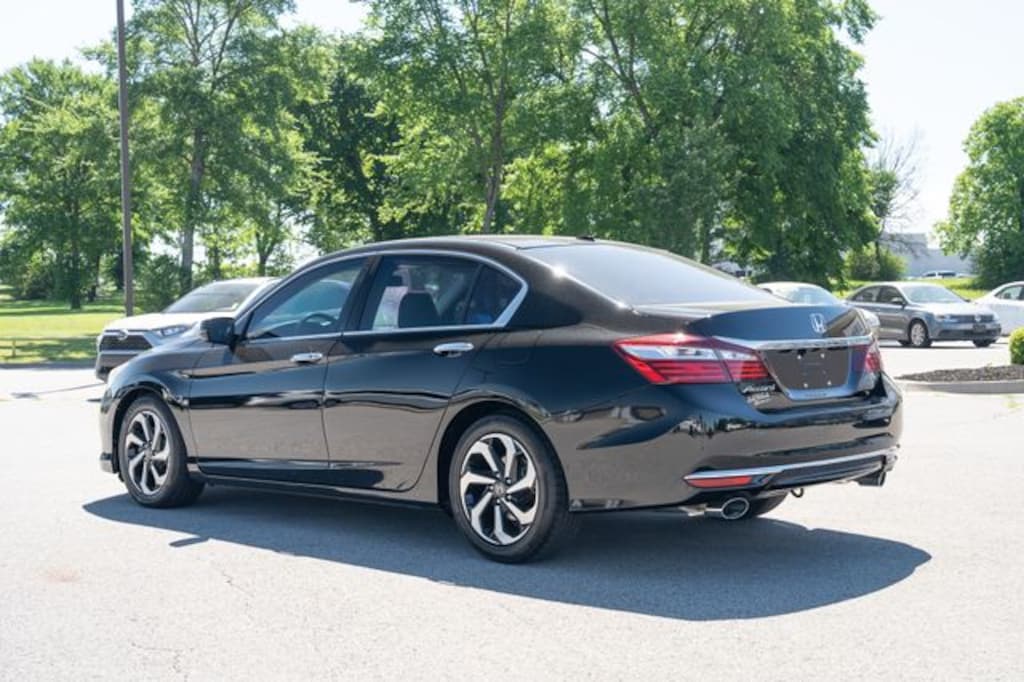 Used 2017 Honda Accord EX-L V6 Sedan