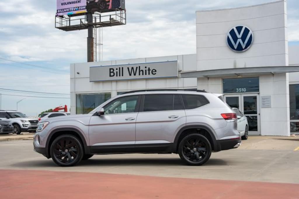 New 2026 Volkswagen Atlas 2.0T SE w/Technology SUV